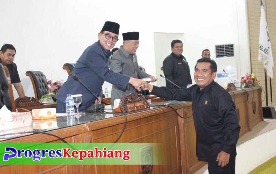 Edwar Samsi Paripurna DPRD Kepahiang