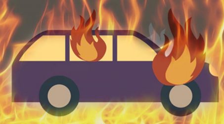 Saat Tidur, Mobil Guru SD di Seberang Musi Ini Terbakar