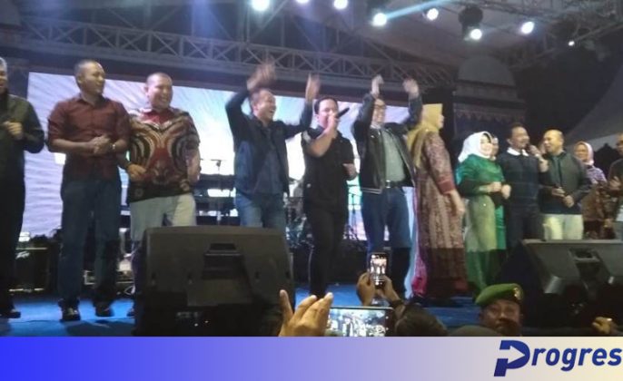 Pesta Rakyat HUT Kepahiang, Wali Band Sukses Hipnotis Penonton