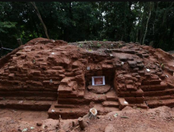 Penemuan Kuil Buddha Tertua di Bukit Choras, Kedah, Malaysia: Membuka Cerita Peradaban Kuno