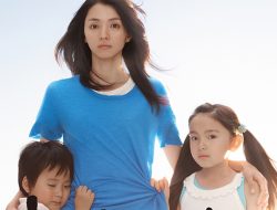 Sinopsis Woman: My Life for My Children, Kisah Hikari Mitsushima Berjuang Demi Anaknya di Tengah Kesulitan Ekonomi.