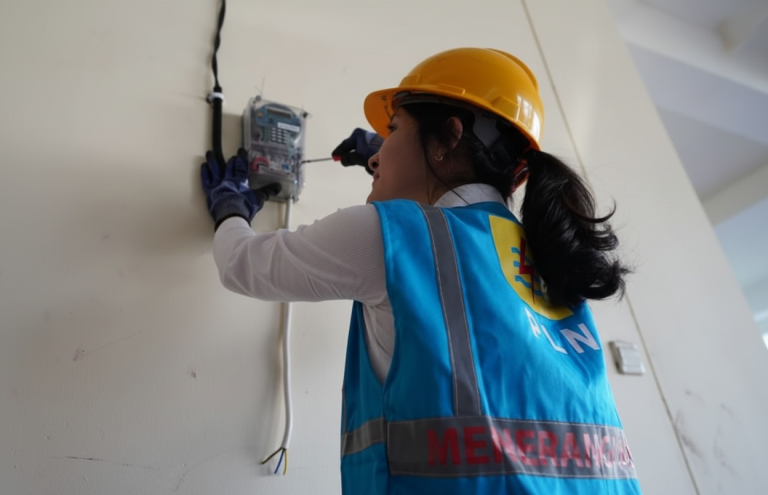 Tarif Listrik PLN Terbaru Oktober–Desember 2025: Kabar Baik! Tidak Ada Kenaikan, Berikut Rinciannya