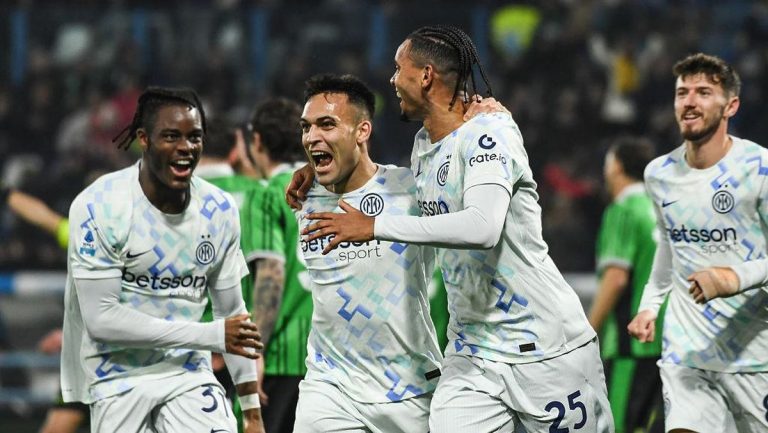 Inter Milan Ngamuk di Kandang Jay Idzes! Bantai Sassuolo 5-0, Nerazzurri Jauhi AC Milan di Puncak